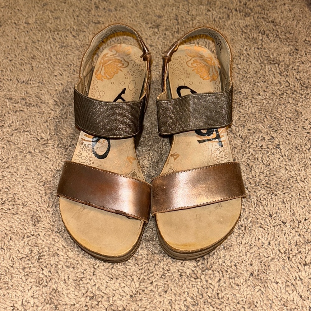 OTBT shoes